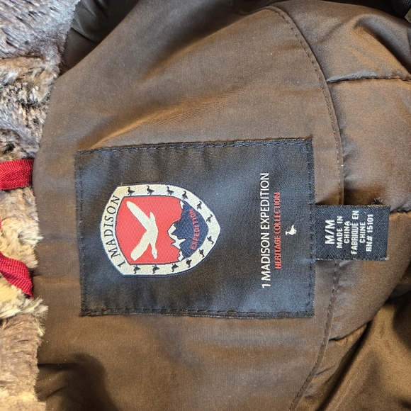 Winter Parka - Picture 2 of 3